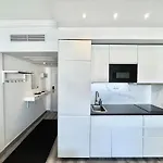 Estudio Con Vista Al Puerto Deportivo Apartment