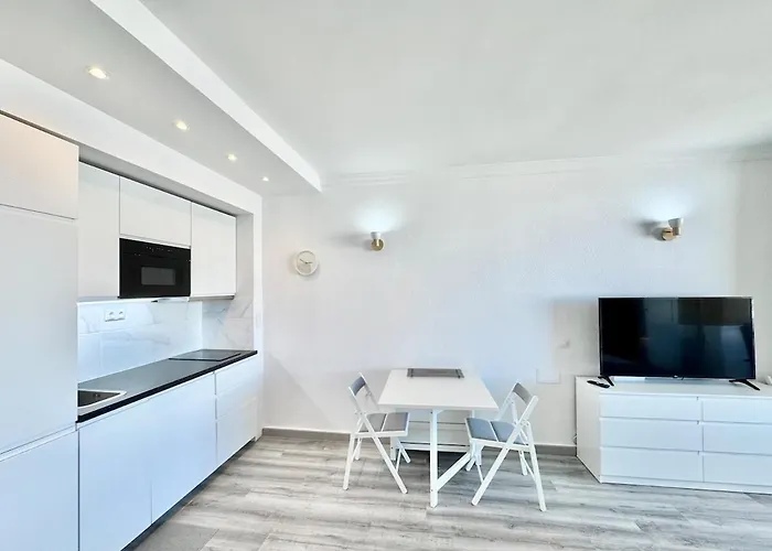 Estudio Con Vista Al Puerto Deportivo Appartamento *