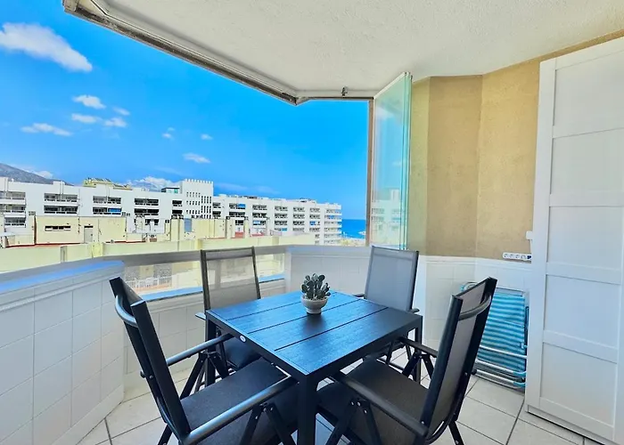 Estudio Con Vista Al Puerto Deportivo Apartment