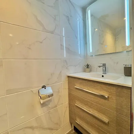 Apartment Lafrenchtouch - Estudio Con Vista Al Puerto Fuengirola